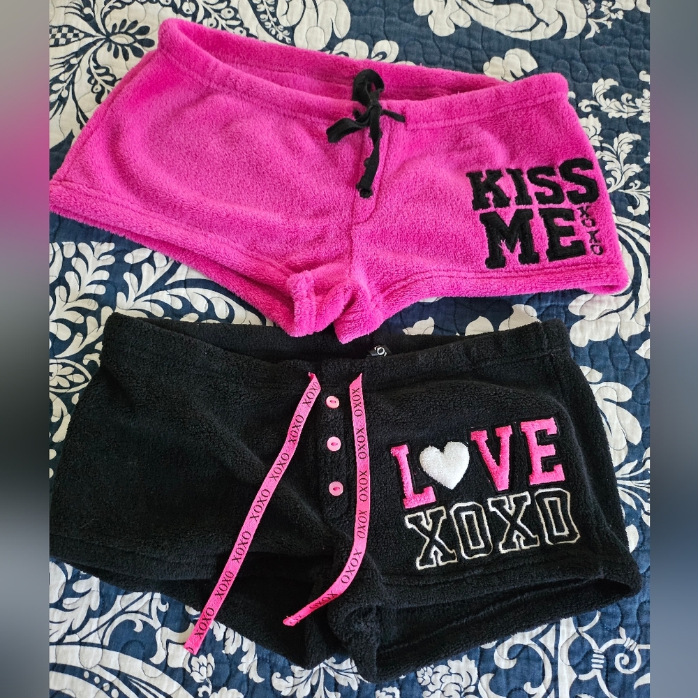 XOXO Pink and Black Fleece Shorts Set